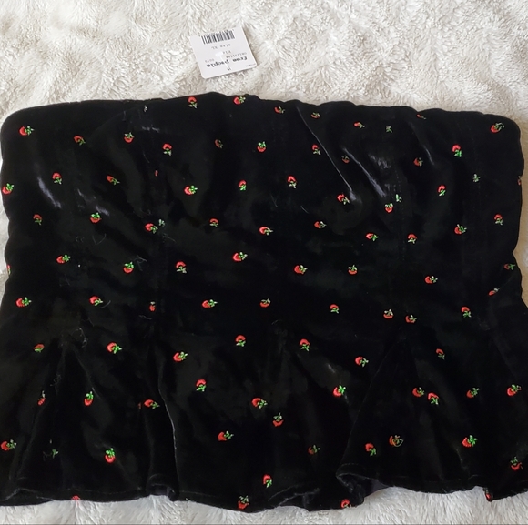 Free People Black Velvet Strapless Top with Floral Embroidery NEW NWT XL - Picture 1 of 4